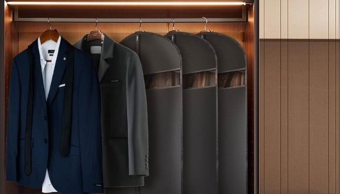 what is a garment bag