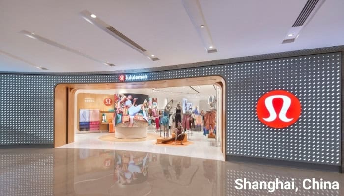 lululemon store in China