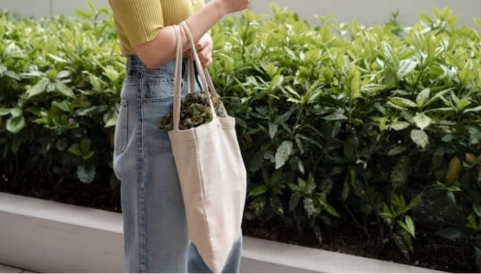 recycled cotton bags provide long lasting environment
