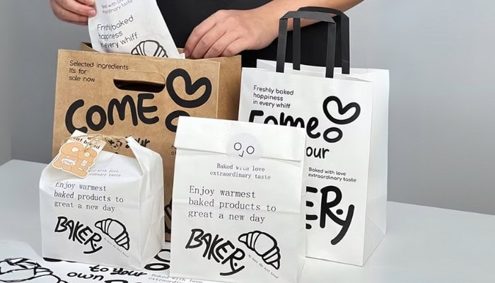 custom takeout bags with brand logo