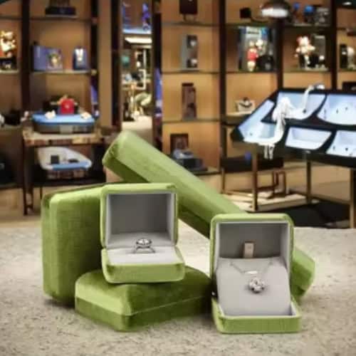 jewelry packaging for small business