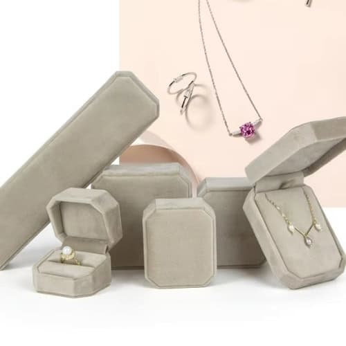 sustainable branded jewelry packaging